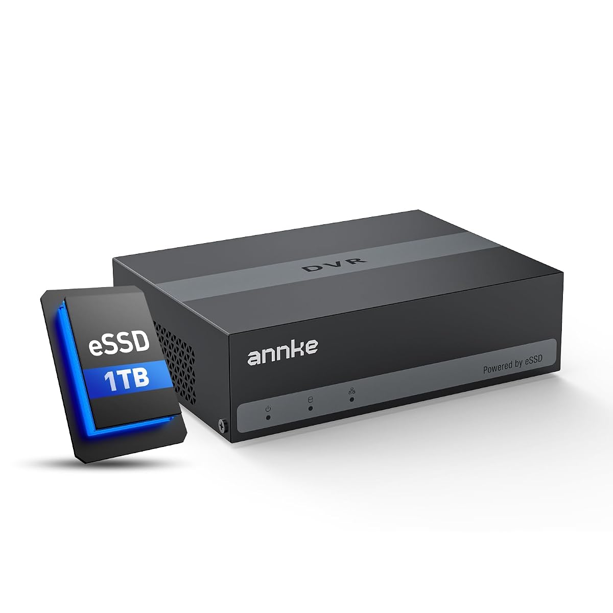 Enregistreur DVR noir et compact posé sur une étagère près d’une fenêtre donnant sur un jardin.