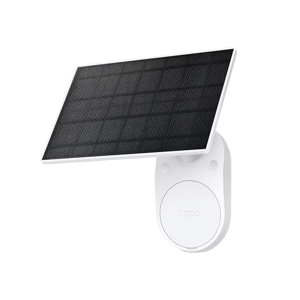 Panneau solaire Tapo A201 blanc avec support réglable et câble, fixé sur une façade extérieure.
